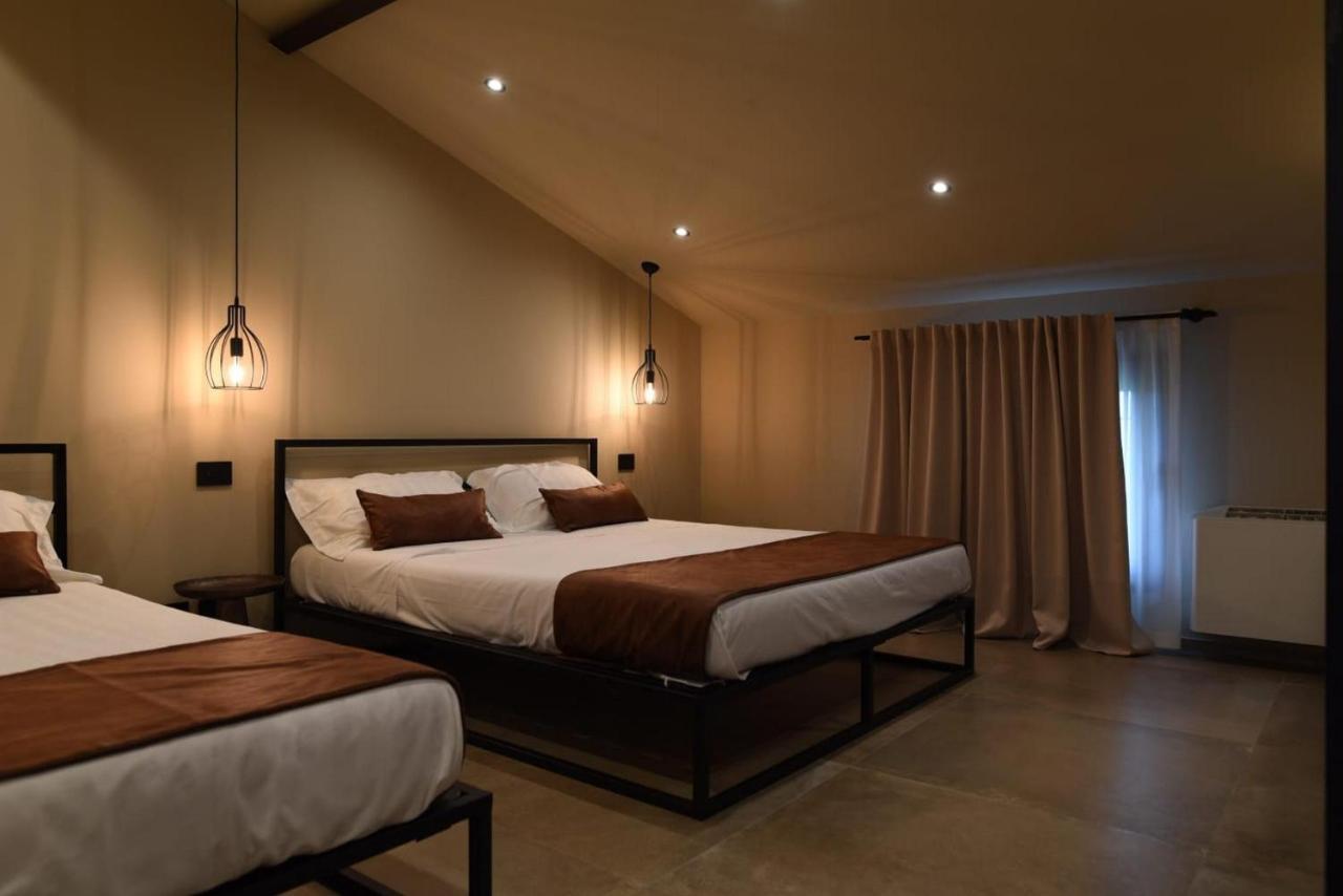 Agriturismo Casa Pezzo Кастельнуово-дель-Гарда Экстерьер фото
